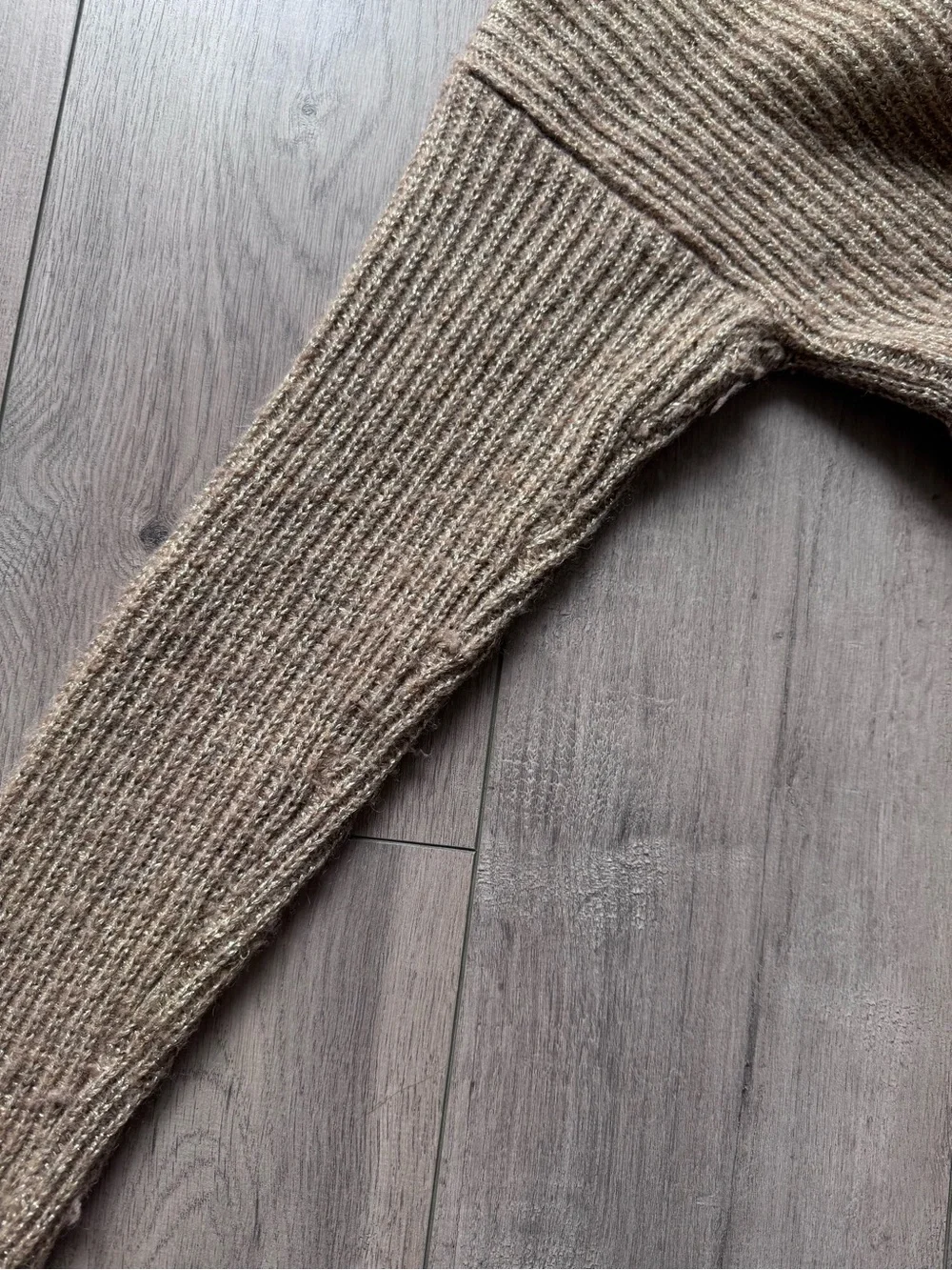 Banana Republic M Gold Wool Alpaca Ribbed Crewneck Sweater Preppy Quiet Luxury